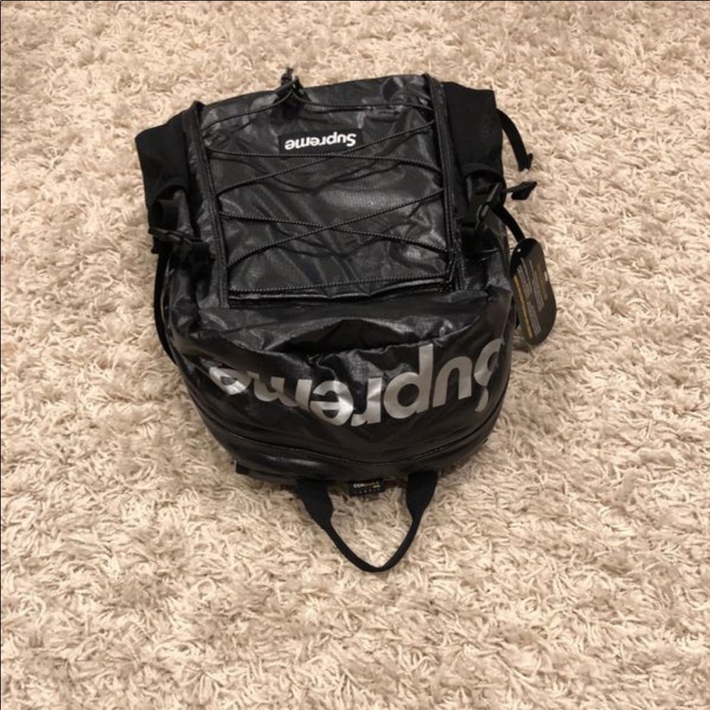 Supreme Backpack - Picture 2 of 4